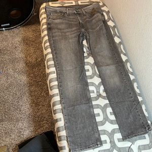 Gray Levi’s 511